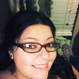 Meet your Posher, Lacy